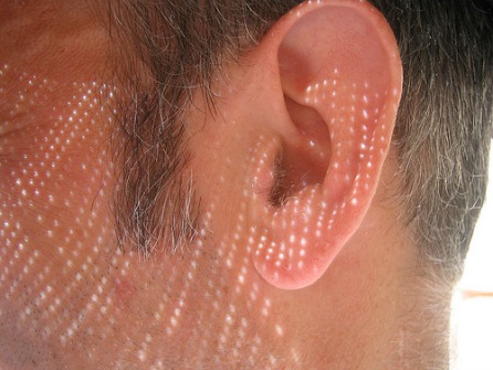 EAR