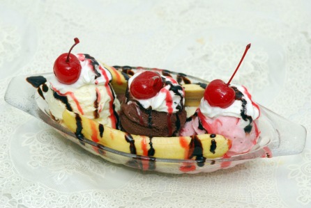 SUNDAE