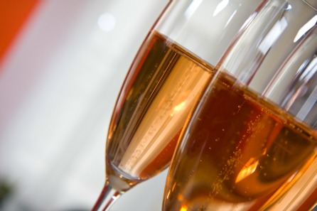 CHAMPAGNE