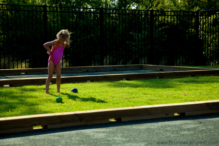 BOCCE BALL W/ CHILD