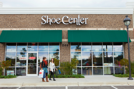 THE SHOE CENTER 