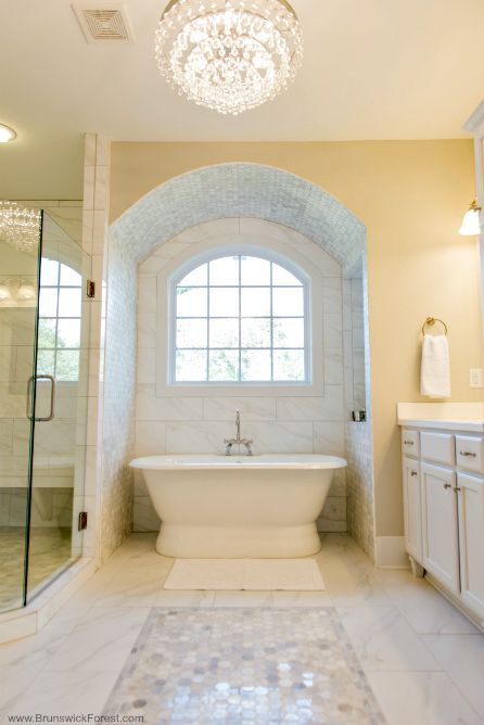 LARGE SOAKING TUBS